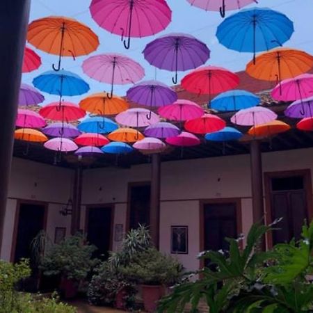 Hotel Villa De Flores Uruapan  Eksteriør billede