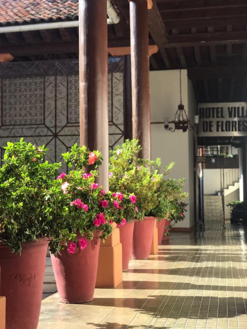 Hotel Villa De Flores Uruapan  Eksteriør billede