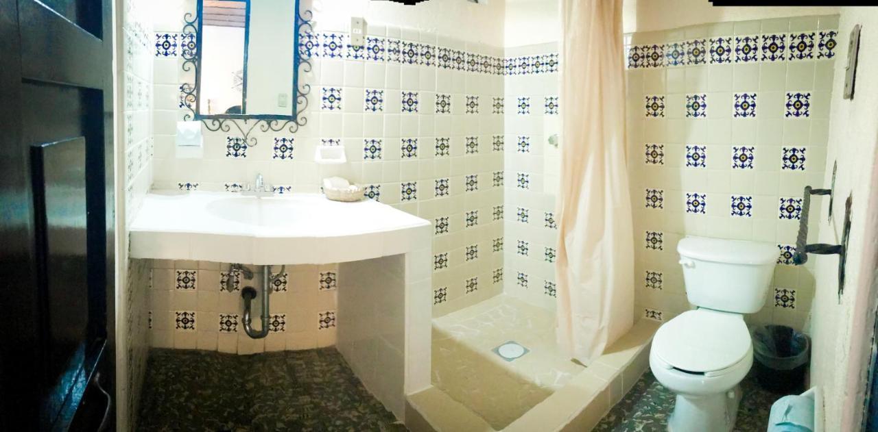 Hotel Villa De Flores Uruapan  Eksteriør billede