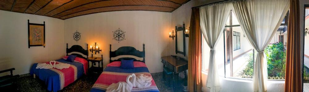 Hotel Villa De Flores Uruapan  Eksteriør billede